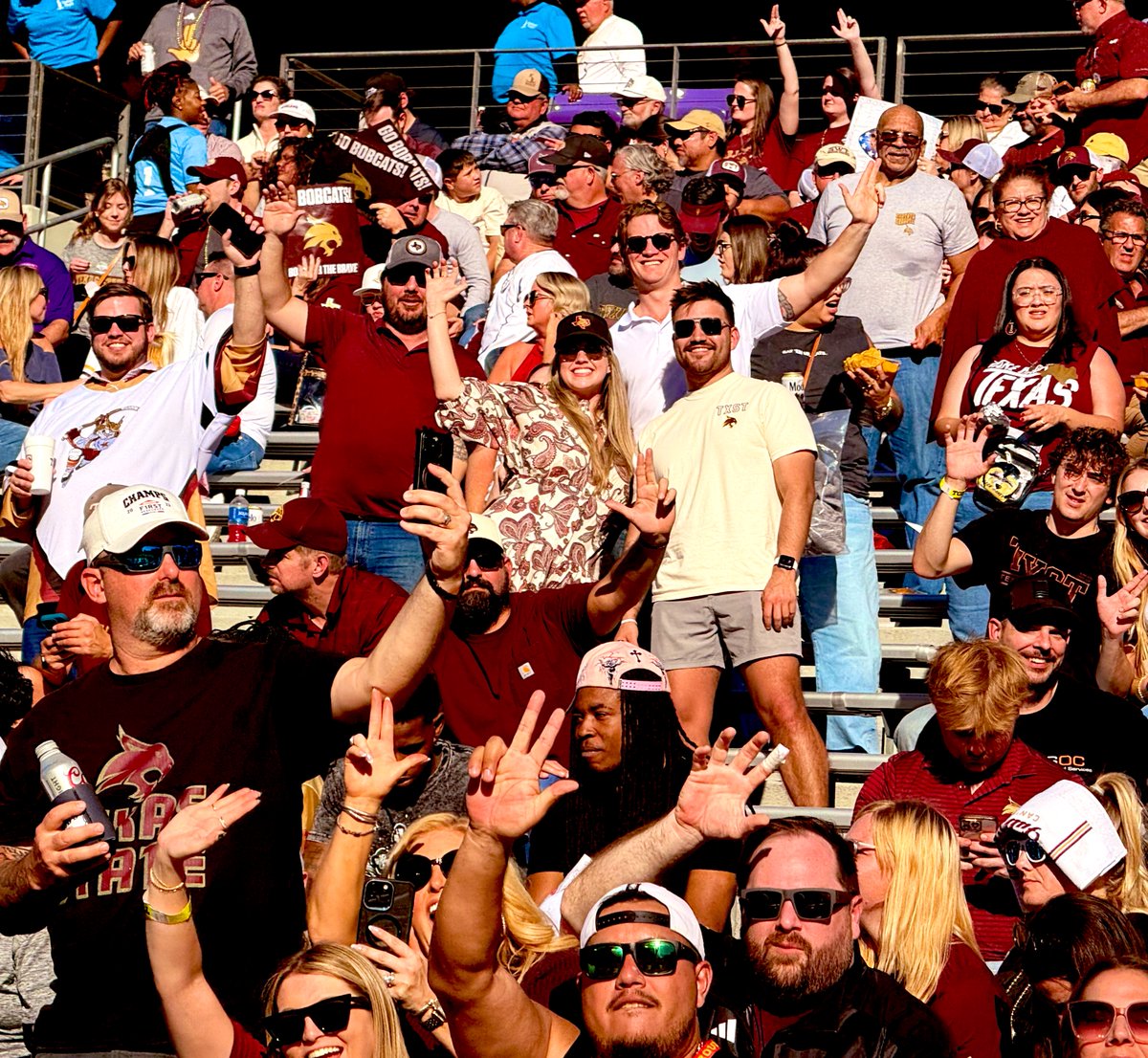 kdamp's tweet image. Fixed it for him: “Texas State - great academics and a great time…” A record +55K TX high school seniors have already applied for @txst’s Fall 2026 freshman class (with a record number of high achieving seniors). Largest ever fall graduating class last month. R1 next year!⭐️🐾