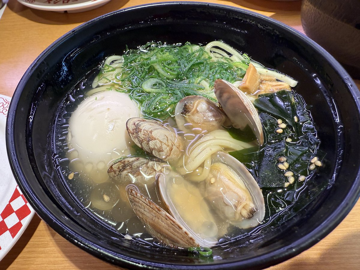 スシロー開いてたので、ホタテだし貝汁塩ラーメンをば 