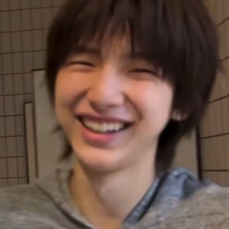 clov8er's tweet image. happy birthday poyoyoi 🌟 hope you enjoy it to the fullest, you deserve to be smiley and happy all the time 🪷