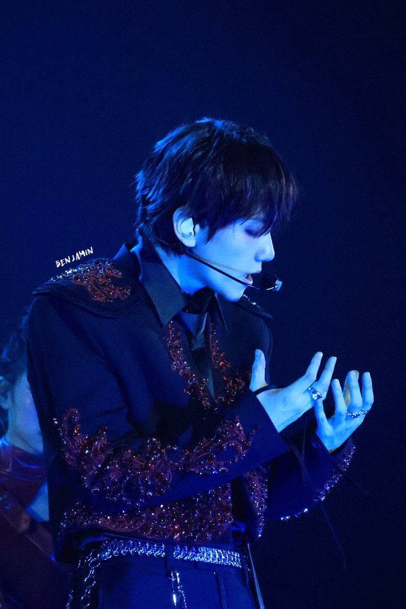 baiyang031022's tweet photo. 260102 Reverie dot
HOT BOY❤️‍🔥

#BAEKHYUN #백현 #伯贤 https://t.co/XWh3gASYEr
