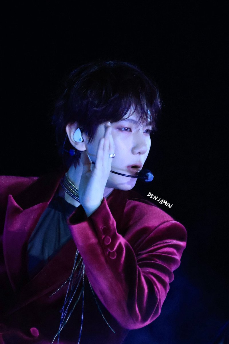 baiyang031022's tweet photo. 260102 Reverie dot
HOT BOY❤️‍🔥

#BAEKHYUN #백현 #伯贤 https://t.co/XWh3gASYEr