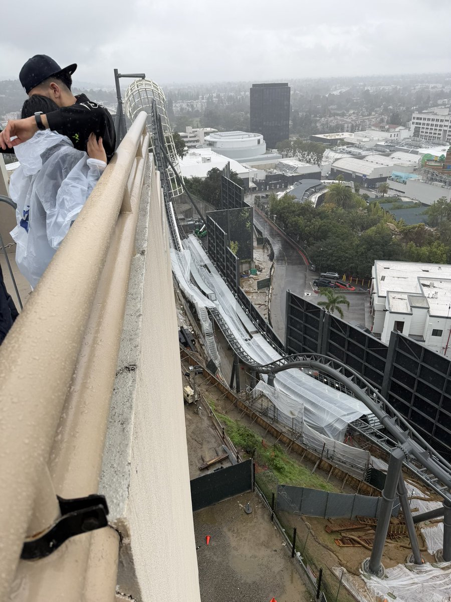 Eftelflags tweet media