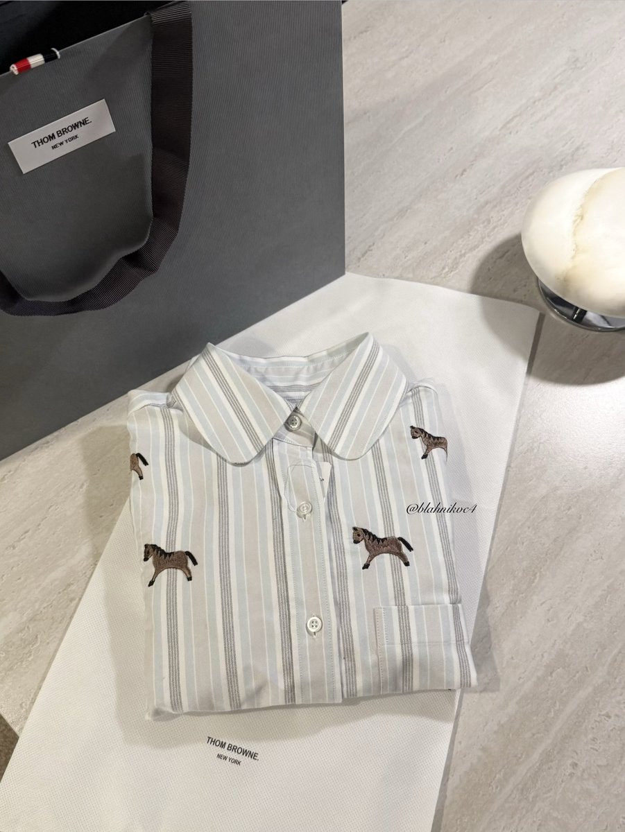 今年もトムブラウンで干支シリーズのお洋服を🛍️馬の刺繍がとっても