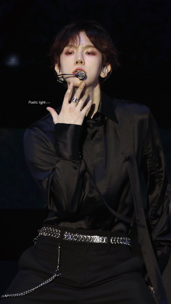 Luvbbu__BH's tweet image. 어제 백현이가 이걸 다 보여준 거라고??