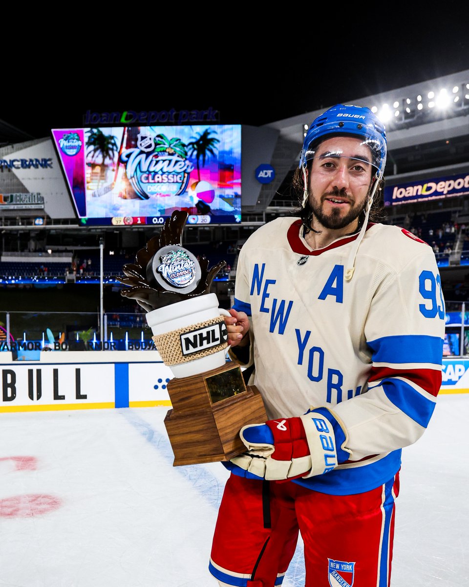 NYRangers's tweet image. First-ever hatty AND 5-point game in Winter Classic history?

Mika Zibanejad is your Cocoa Cup MVP!
