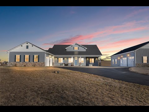 DustinMPeyser's tweet image. Heather Maddox presents 41960 Muirfield Loop Elizabeth, CO | coloradonewhometours.com dlvr.it/TQ7GKW | bit.ly/3XLoEJb #NewHouse #ColoradoRealEstate #HomeTour #RealEstate #MuirfieldLoop