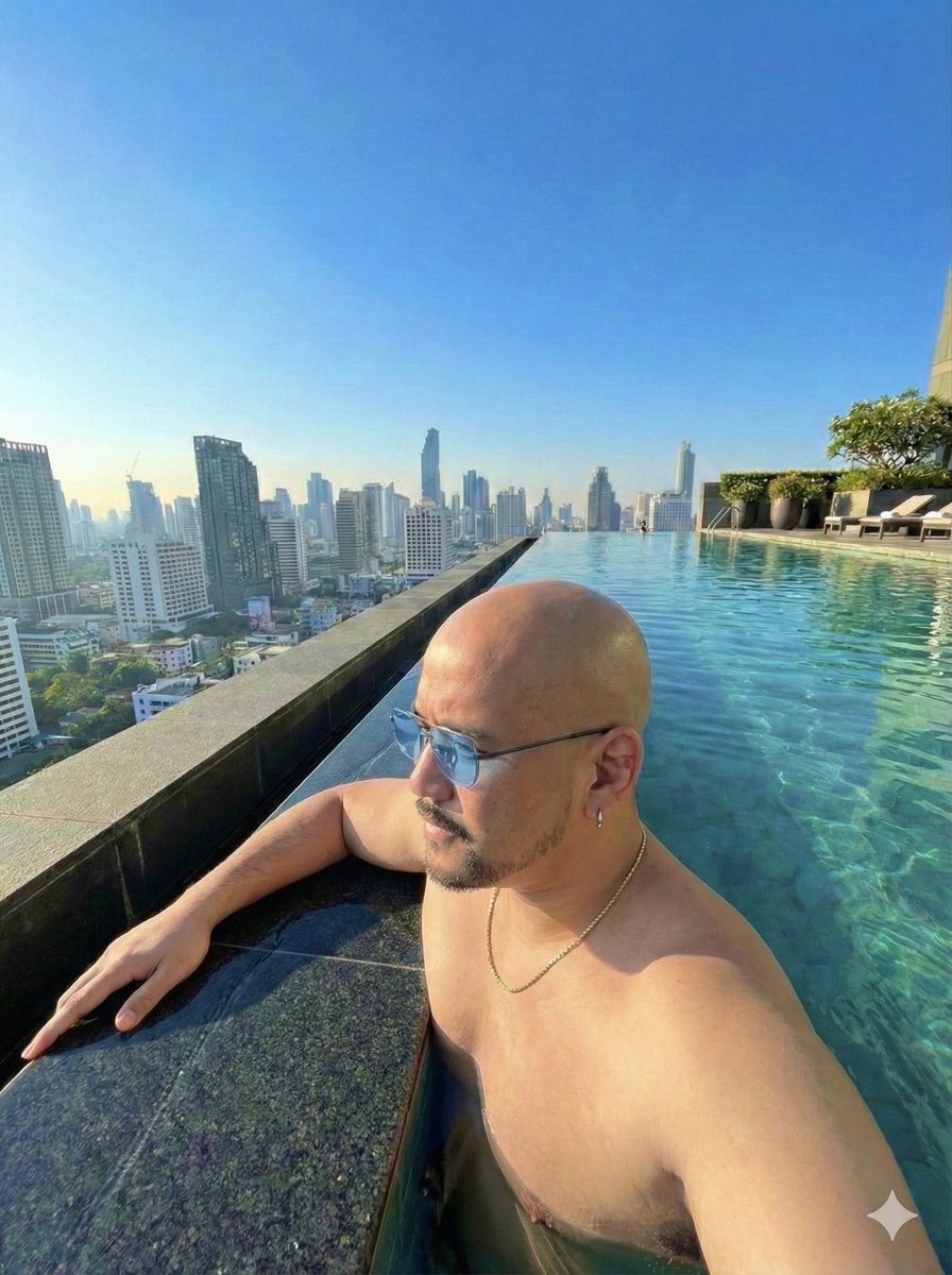 Leiwaboze's tweet image. 妄想リゾート タイ　バンコク🏝️

日本のお正月（年末年始）になると、一部のゲイがタイのバンコクを訪れる傾向がありますね。

ちなみにタイってベストシーズンが11月から2月なんですね。
個人的には行ったことがない

私もタイの五つ星ホテルにあるインフィニティープールに入りたい〜

#InfinityPool