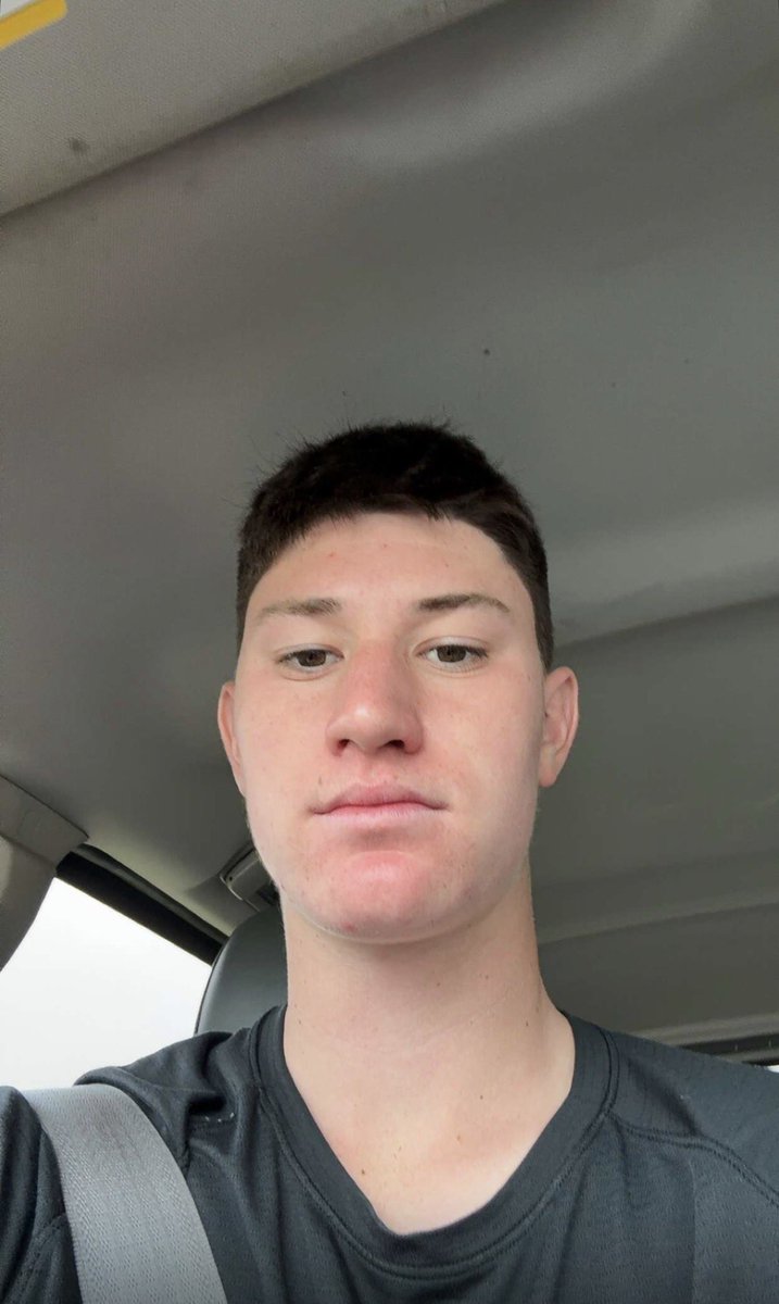 Put your wrist down lil bro Shawn had more buckets than you tik tok boy