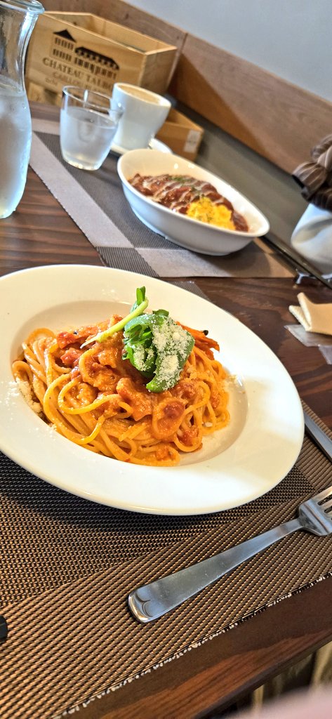 tarako_pasutak's tweet photo. 連休最後はオサレな店でランチ https://t.co/v56aE07JXN