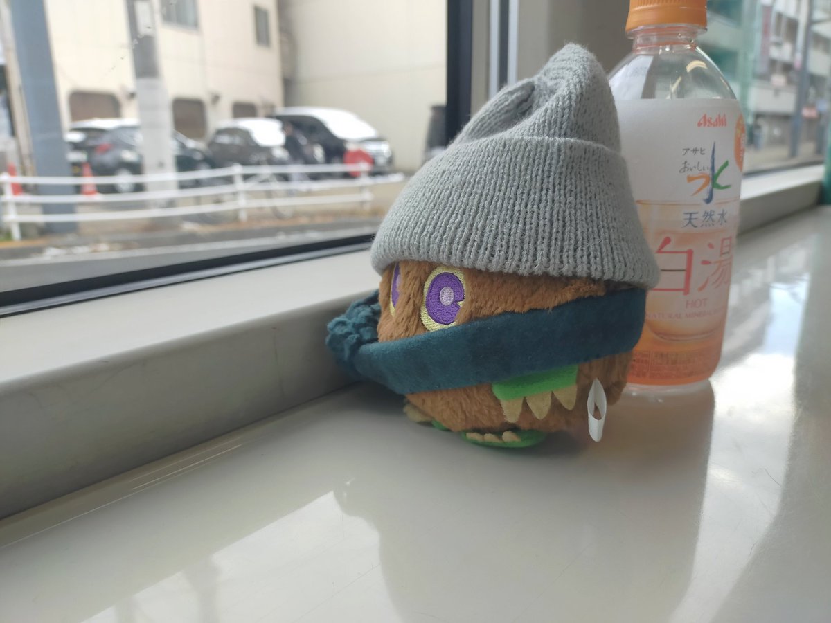kuribohsweater's tweet photo. 🚋 https://t.co/QHA7TOlKY0