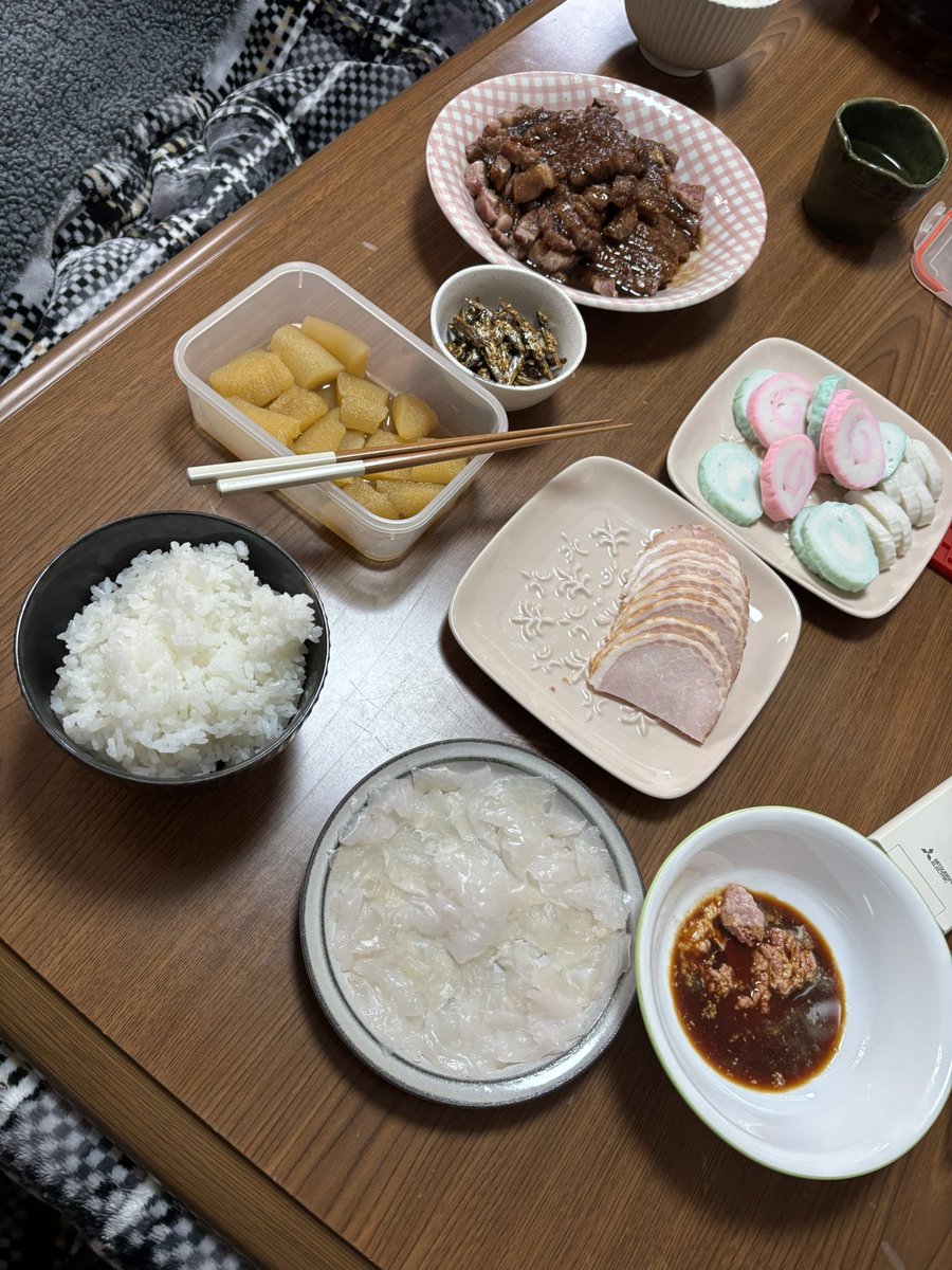 今日のお昼はのこりもの☺️