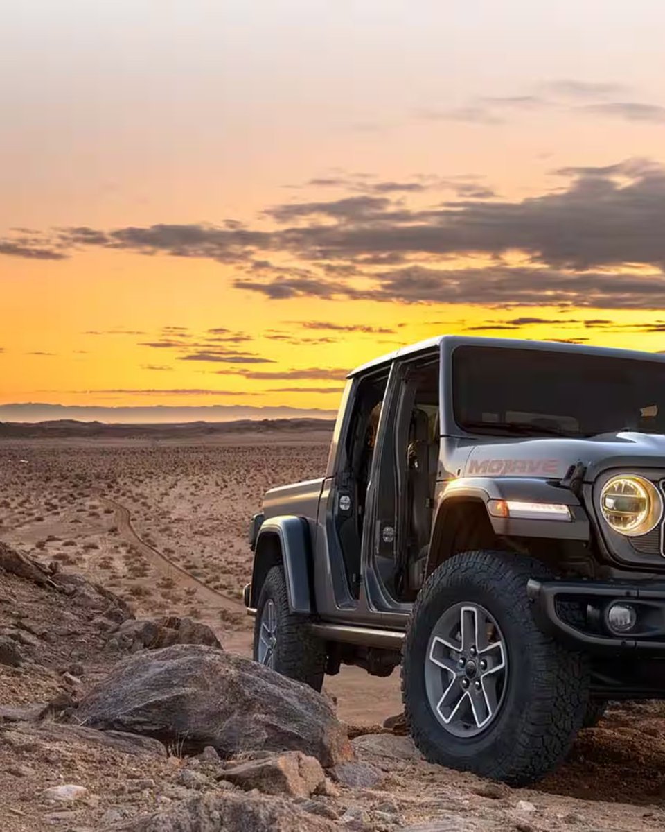 BLAutoGroup's tweet image. The 2026 Jeep Gladiator — tough, adventurous, and ready for any trail.

Which exterior detail catches your eye first?