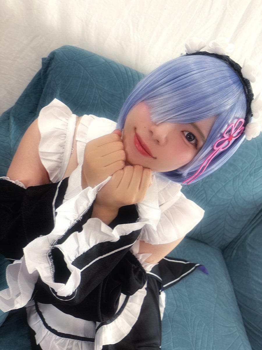 こんにちは☀️
みんなからのあけおめ嬉しかったよーっ😍

本日新春スタジオライブ🎤出演します🥰
久しぶりにあの曲歌うよーっ❤️
お楽しみに🤭🩷

復帰後初のライブなので会いに来てほしいなっ🥺💕
待ってるね？？

#グラビア　#撮影会　#アイドル　#ライブ　　#岡山　#倉敷　#巨乳　#Hカップ #個撮