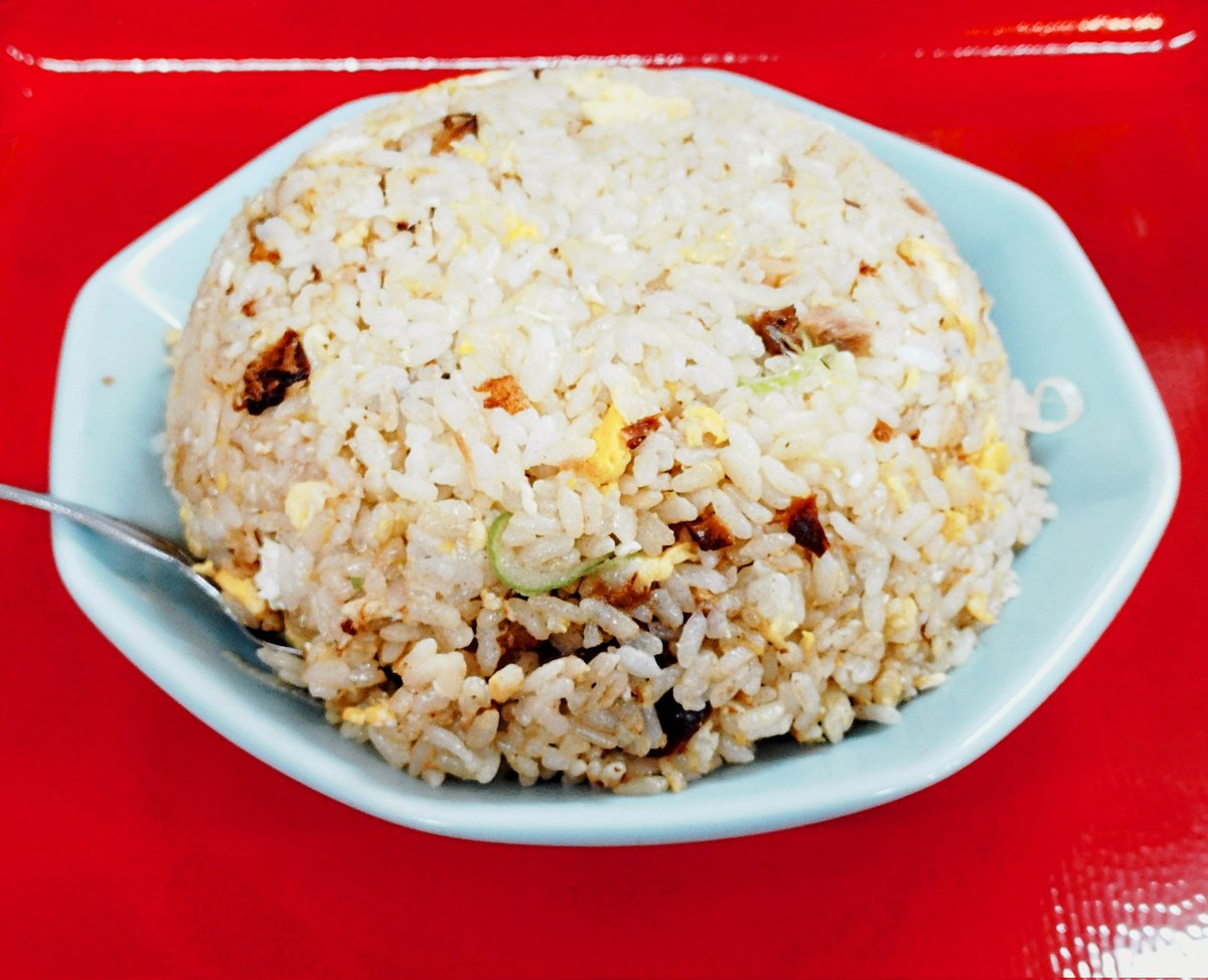 Type10Ak's tweet image. 宮城県大崎市古川、くるまやラーメン古川店。

炒飯大盛と餃子1,560円。

流石、1000円超えの炒飯。ボリューム半端なかった。美味しかったので最後まで飽きずに食べれました。