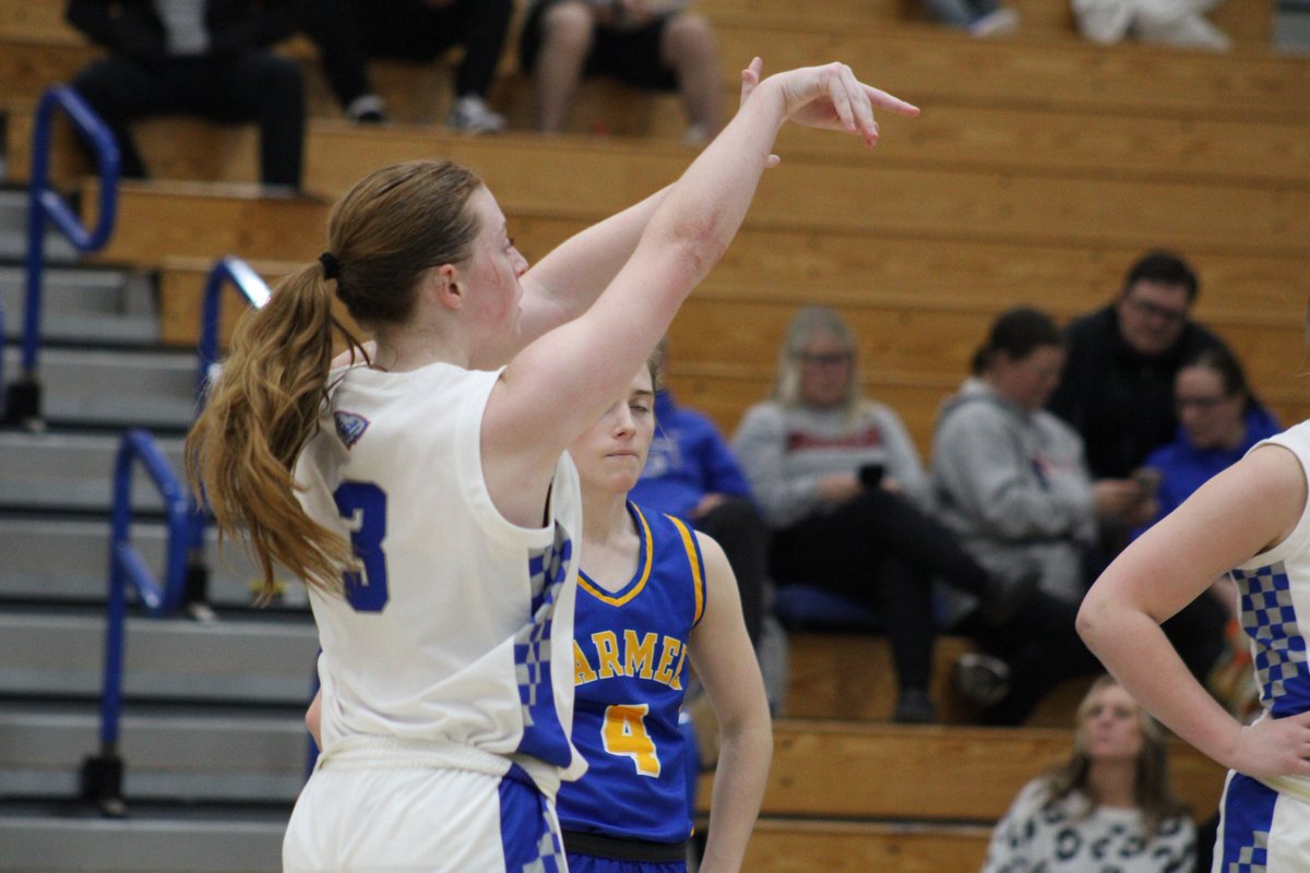 HSE Royals Athletics tweet media