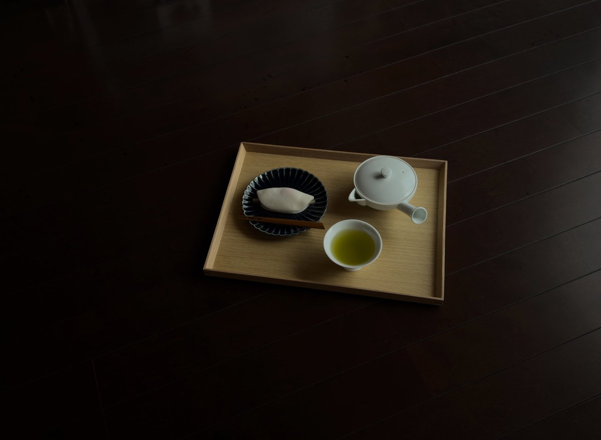 ryoryo_dream's tweet photo. ・
春の誘い

今日の午後は
新春らしく
お煎茶と花びら餅で
まだ来ぬ春を
待ち侘びるひととき

#和のお菓子
#お茶の時間 https://t.co/bBIPU0jORZ