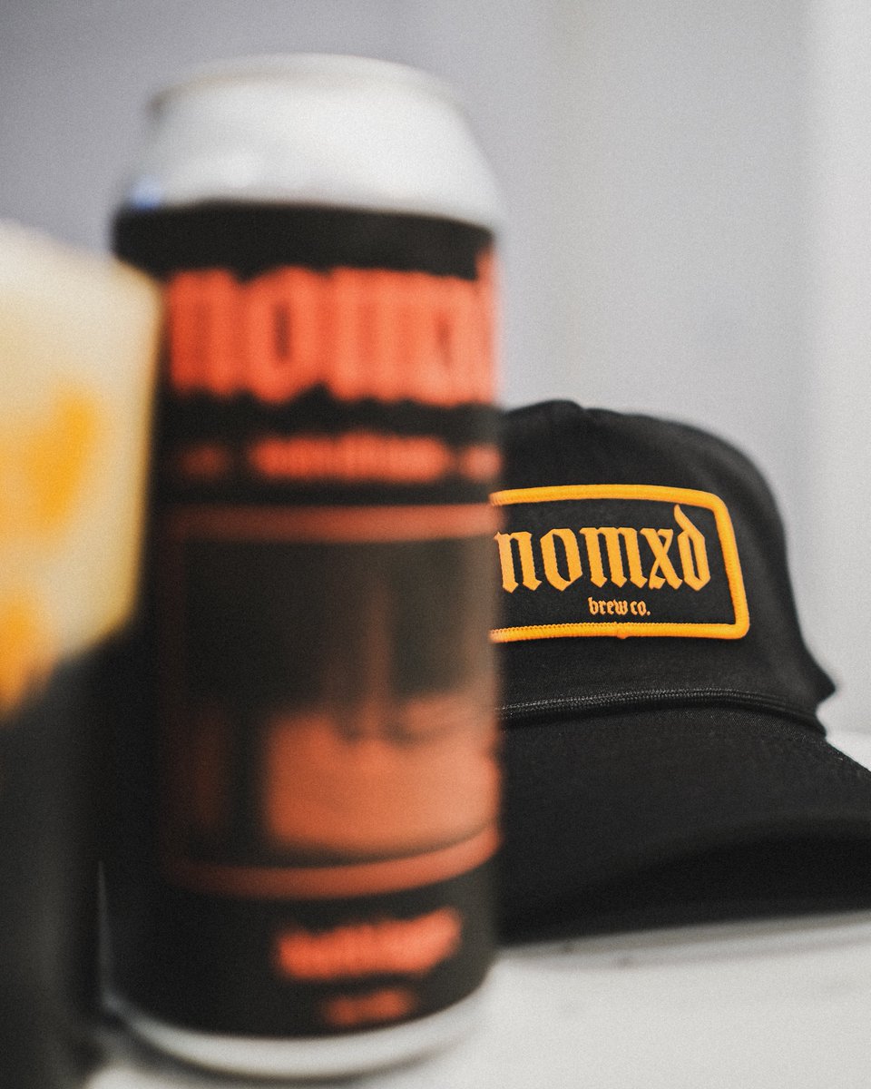 One of our fave local finds from 2025 was Hamilton/St. Catharines-based Nomxd. Helmed by brewer Erick, their flagship is a killer Dark Lager, Dusk Till Dawn. Coming in at 5%, it pours a wicked dark brown with a beige, foamy head and a roasty, chocolatey nose...