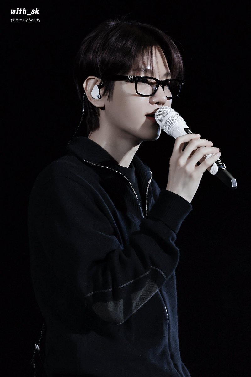 260103 Reverie [dot] D2
Soundcheck

#백현 #BAEKHYUN #ベッキョン
<a href="/B_hundred_Hyun/">Baekhyun_EXO</a>