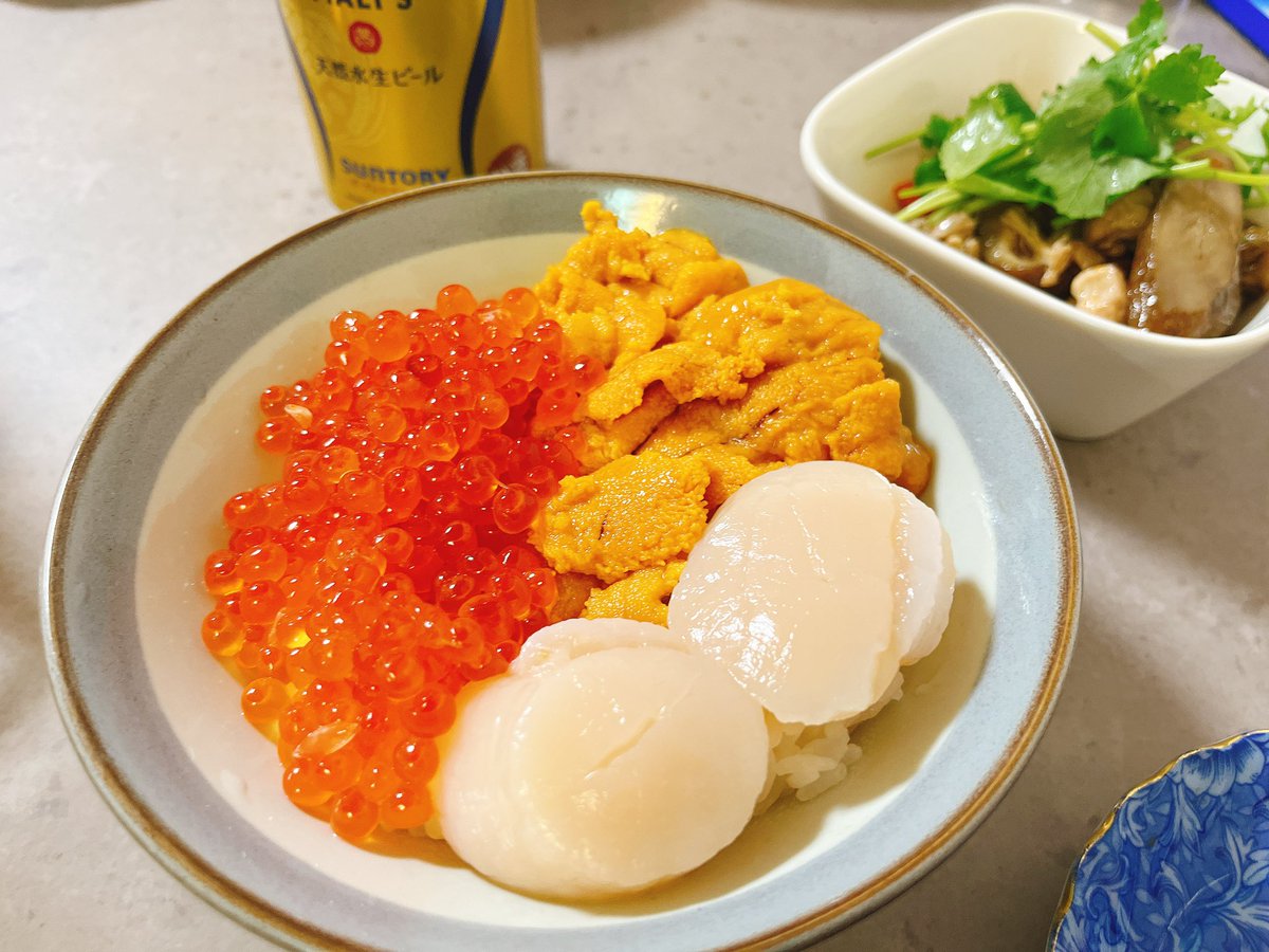 kurun_79's tweet photo. 明けましておめでとうございます🎍
ひっさびさにX見返したら、去年の楽しかったこと、どうにか乗り切ったことを思い出しましたわ🤭

年末年始はたまに冒険しつつ、のんびり平和に過ごしてます。 https://t.co/f7xkjfzS46