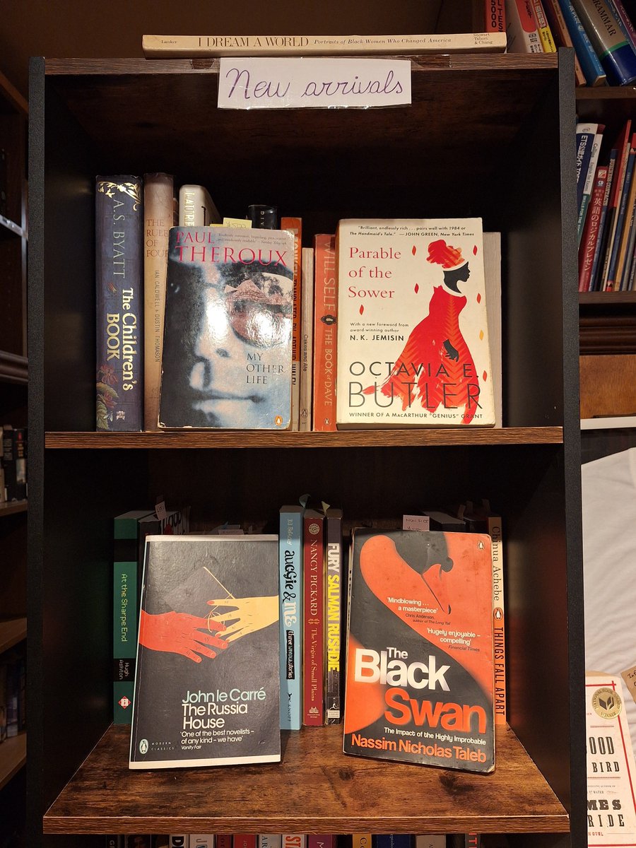 📚 New arrivals this week:

 My Other Life – Paul Theroux
 Parable of the Sower – Octavia E. Butler
 The Russia House – John le Carré
 The Black Swan – Nassim Nicholas Taleb

#infinitybooksjapan #tokyo #usedbooks #bookshop #洋書 #古本