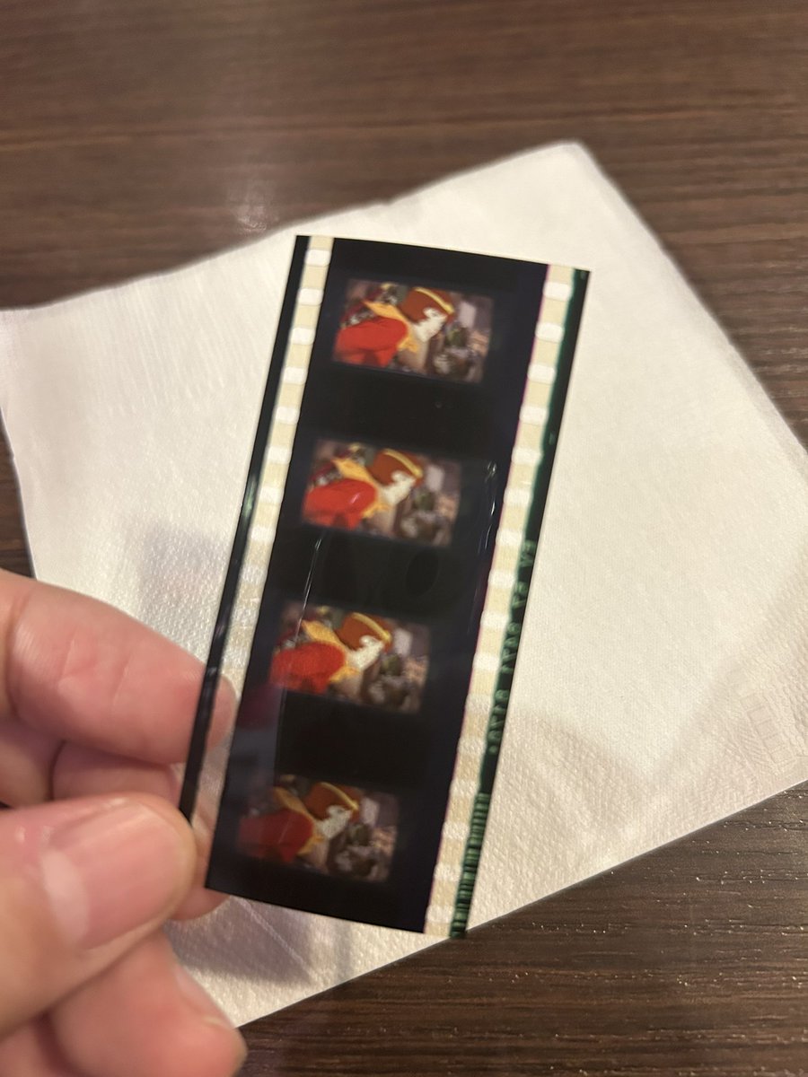 特典フィルムは悟空パプリカ。当たりちゃう？