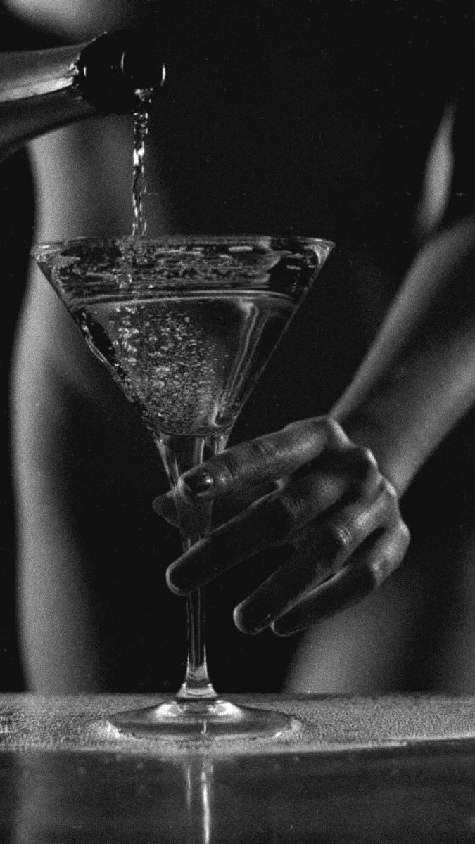 _CaYmAz's tweet image. Küçücük bir oyun, sana herşeyi gösterir...;

   "Çift oynayan her zaman tek ağlar.."

#Günaydı ☕😌🤞🏻