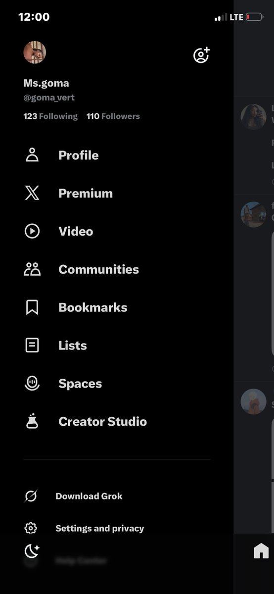 goma_vert's tweet image. W 110 friends in the fucking chat! 🥹❤️