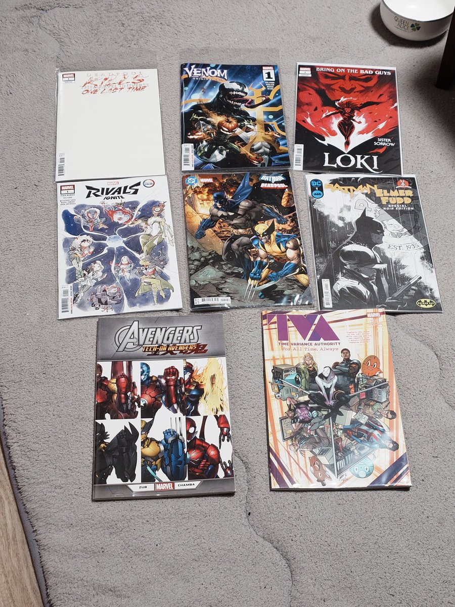 ヴァースコミックスさんで新年初売りのアメコミはかり売り。 TPB