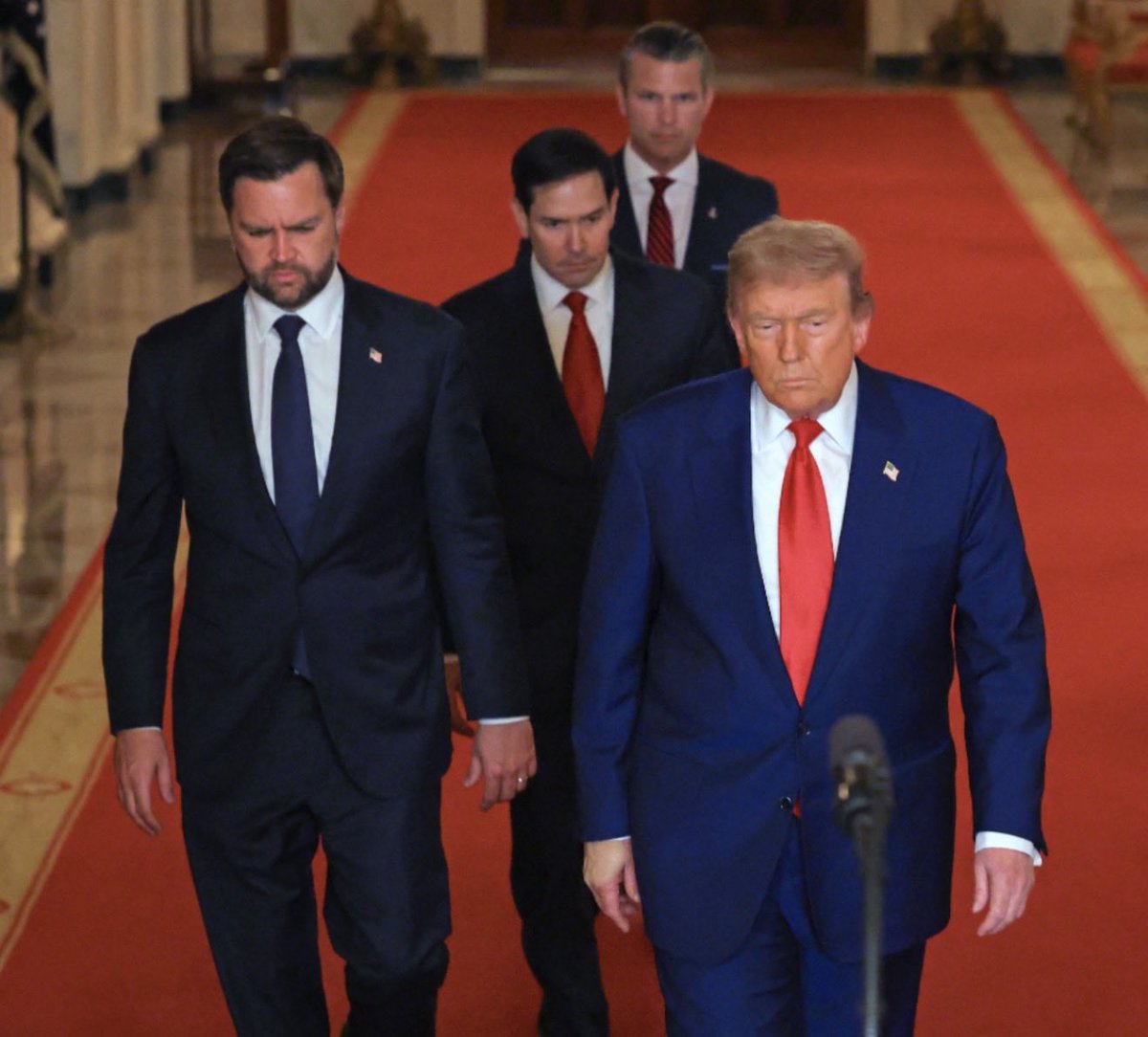 Who else thinks President Trump has the absolute BEST Cabinet America has ever seen ?