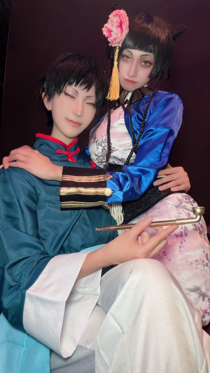 keimaru_piyo02's tweet photo. Cosplay 黒執事

劉・藍猫

撮影終わったあとのアフターで
コスプレしてひたすら遊んでた✋
気づいたら朝の6時だった()
_______
藍猫▶クルミ
劉▶けい https://t.co/DWsnWUSQJ3
