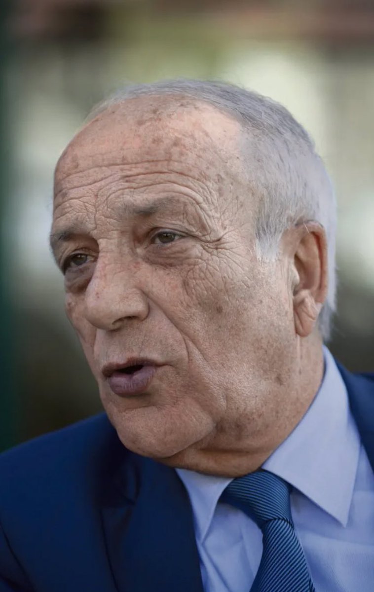 Fabien_Roussel's tweet image. Ancien Maire de Sartène, président de l'Assemblée de Corse, dirigeant du PCF, Dominique Bucchini s’en est allé. 

Nous garderons en mémoire son amour pour la Corse, pour la République, la force de ses convictions et une droiture à toute épreuve.

Au revoir camarade.