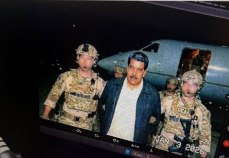 ✨Cata✈️✨ tweet media