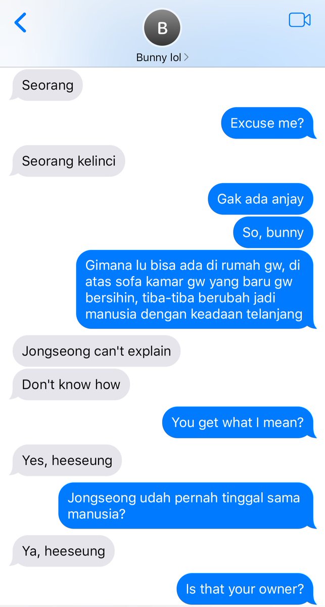 lumineiges's tweet image. heejay au black bunny hybrid jjong because i have a free will.