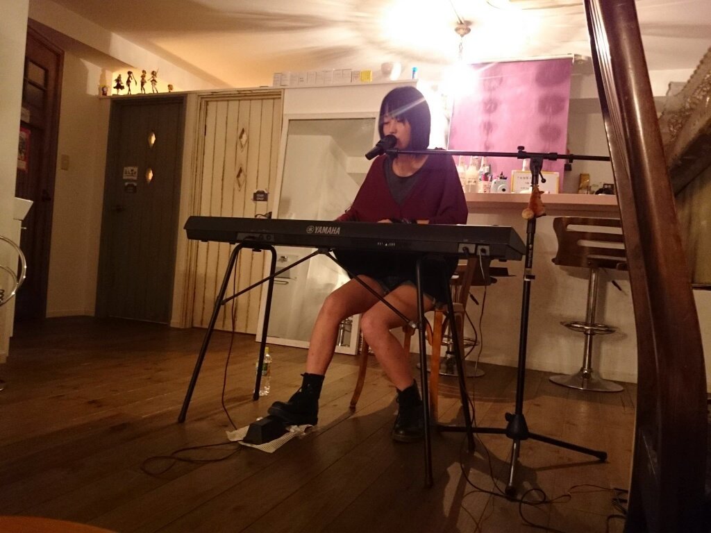 aikawakitsune's tweet image. 💓👑𝕖𝕧𝕖𝕟𝕥👑💓

きつねとマスターのお誕生日会
＆ラ・ピエール新年会🎂🎊🎉

2026/1/17(土)
18-23時
5000円フルタイム飲み放題🍹
ナマモノ以外は持ち込み自由😋🍴

21時頃～
弾き語りミニライブします‼️🎹

※完全予約制
※ご予約はDMで(届かなかったら教えてください)