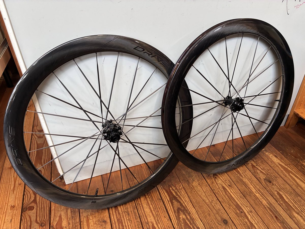 fins_staff's tweet image. 昨日のヘルメット・サングラス・シューズ・ウェアのセール情報に続きまして
ロードホイールのセール情報をアップしていきます！！

本日も多くの皆様のご来店ありがとうございました😊⤵️

cw-fins.com/69072