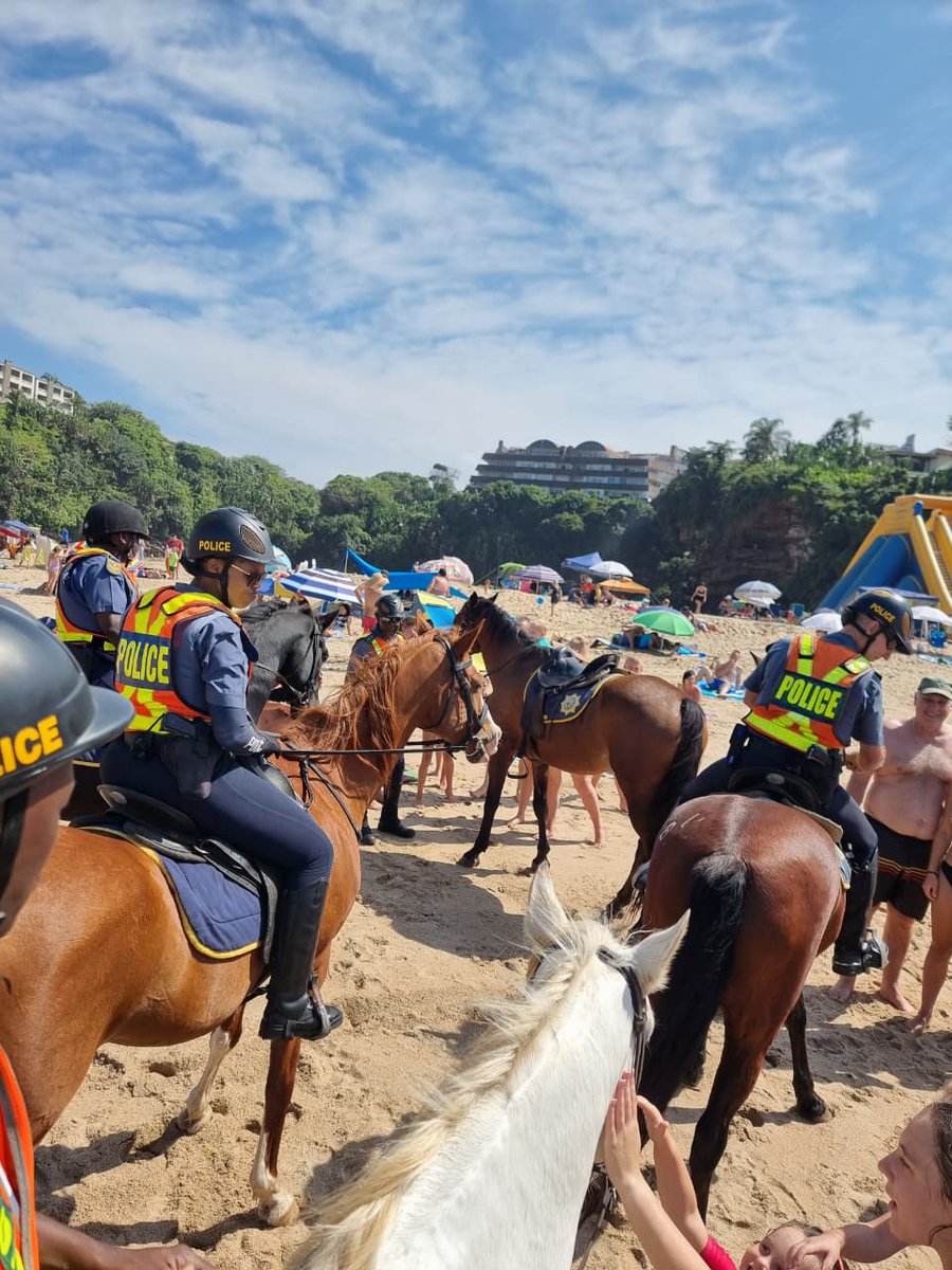 SAPoliceService's tweet photo. #sapsHQ The SAPS #MountedUnit are conducting regular patrol around our beaches and surrounding areas ensuring #SaferCommunities and a #SaferFestiveSeason. NP https://t.co/Q7LpUt9dRu