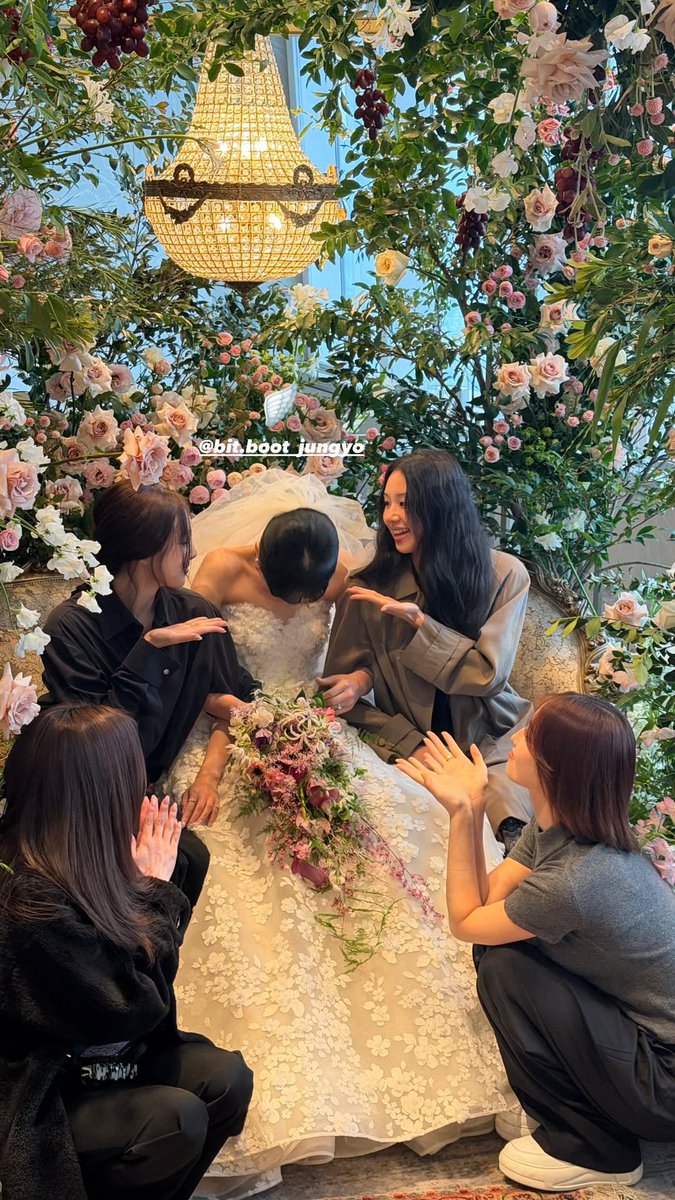 長年TWICEのメイクを担ってきたウォンジョンヨ先生の結婚式に