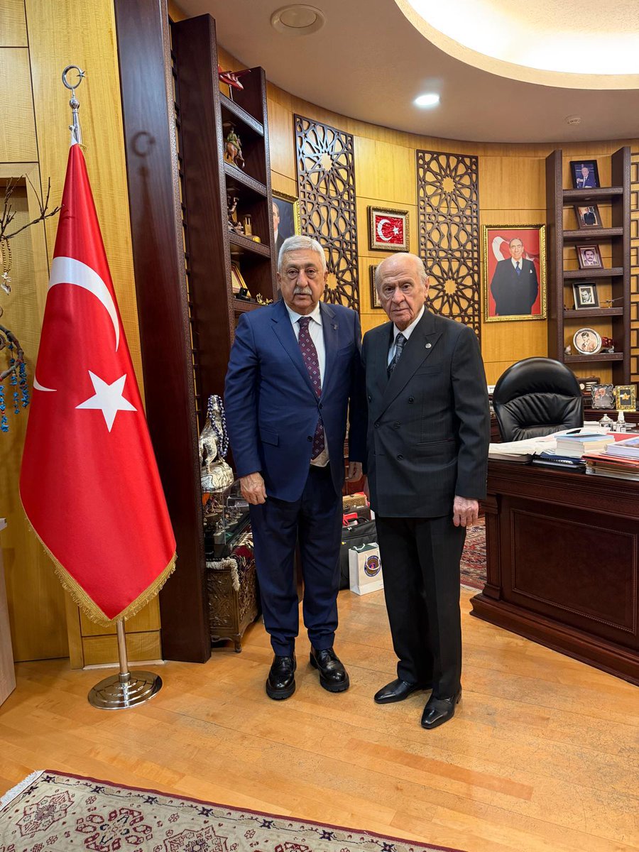 <a href="/abdullahozdemir/">Abdullah Özdemir</a> <a href="/akcekmekoy/">AK Parti Çekmeköy</a> <a href="/B_Palandoken/">Bendevi Palandöken</a> Sayın Başkan,

Binlerce yaşlı Bağ-Kur tescil mağduru emeklilik hayaliyle ömür tüketiyor. Sağlık hakları ellerinden alınmış. 70+ yaşındalar!

TESK göreve, bu insanların sesi olun!

#TESKNeİşYapar #TESKGöreve #BağKurTescilMağdurları