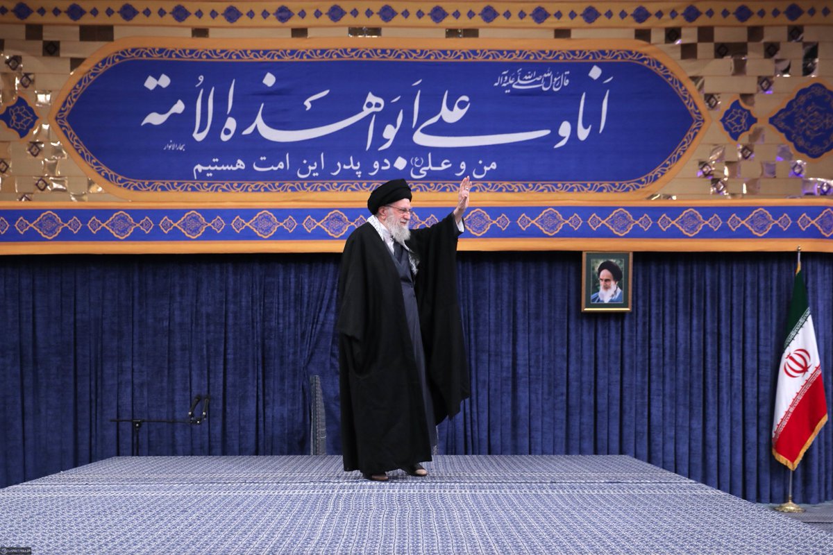 HajAhmad128's tweet image. علی به وقت حوادث عصا نمی‌گیرد