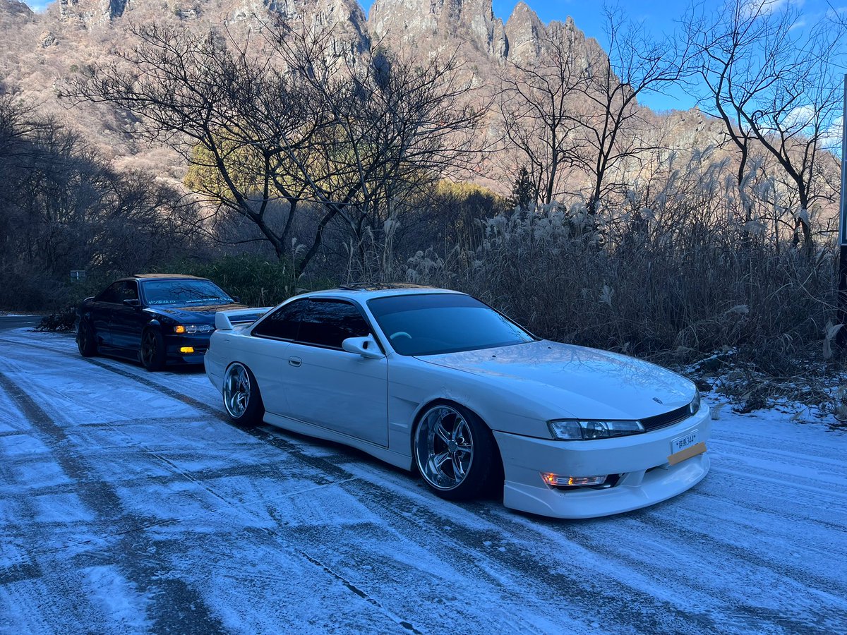 Ryuya1201s14's tweet photo. 妙義の頂上は雪で行けずじまい https://t.co/jn07AODbnx