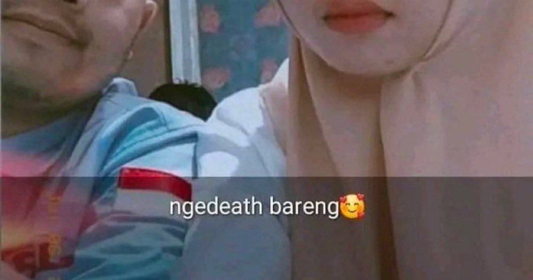 txtdarigajelas's tweet image. satnight date idea: