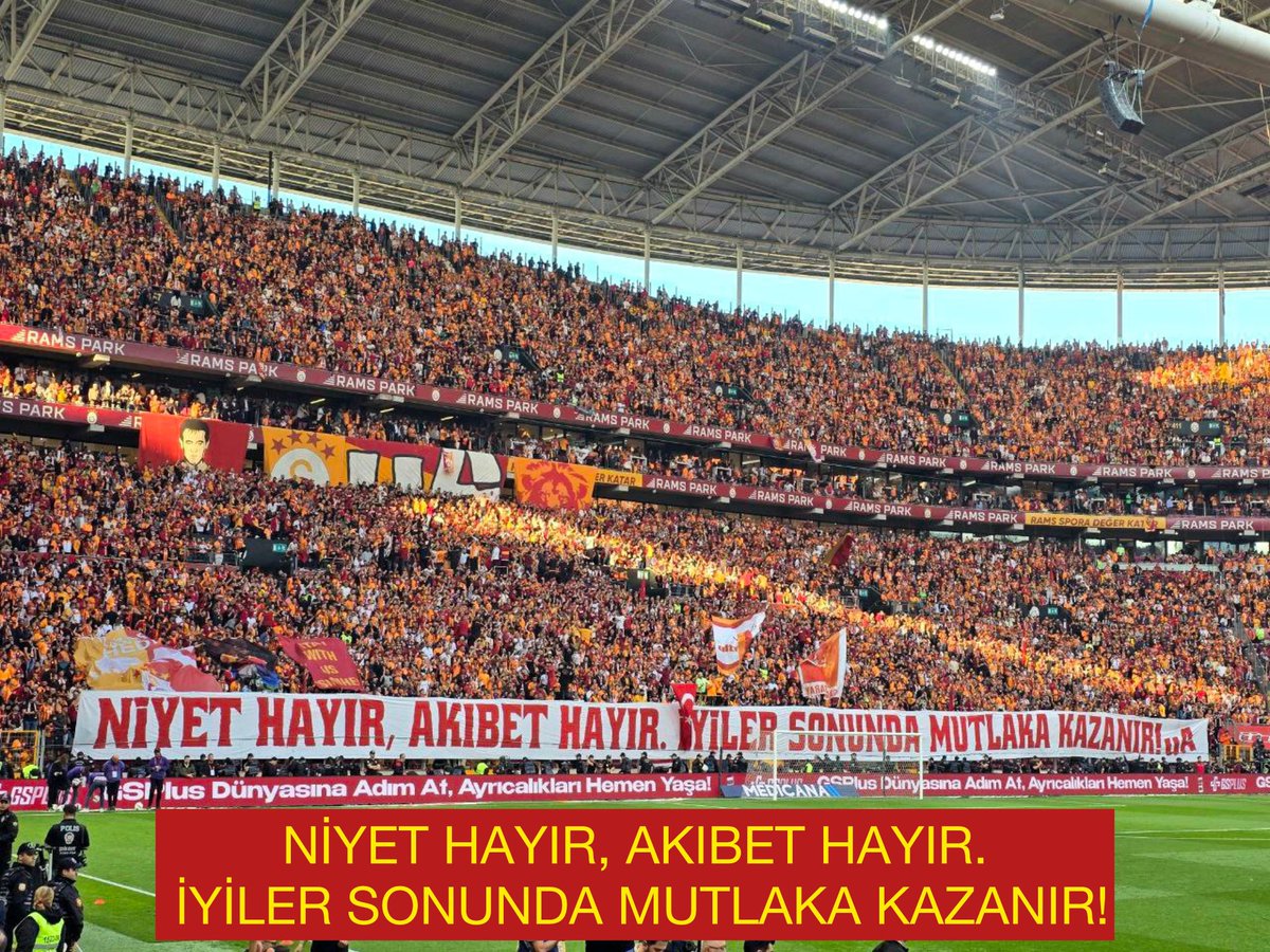 Atanmışlar, Adanmışların halinden ne anlar.

Atanmışlar bugün var yarın yok! 
Adanmışlar bir ömür.