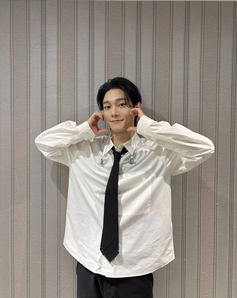 CHEN_INB100's tweet image. CHEN CONCERT TOUR &amp;lt;Arcadia&amp;gt; in TAIPEI

오랜만에 온 대만! 너무 보고 싶었어요💛
올해도 같이 웃고, 행복한 추억 많이 만들어요!!💫

#첸 #CHEN #Arcadia #ArcadiaTour #ArcadiaTAIPEI