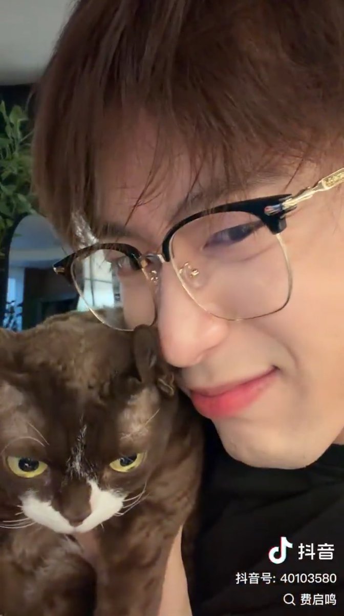 jetaimept's tweet image. ซานล่ายน้องเหมียวมาซัพพอร์ตเยี่ยนเฟิงด้ยยย

Winter Luv Out Now❄︎ #Patrick_WinterLuv 
@patrick_pppat  #แพทริค #PatrickFinkler #Patrick尹浩宇