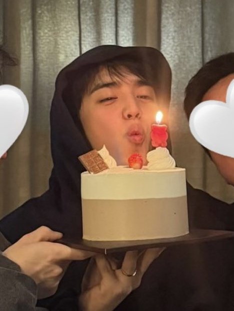 madgenfou's tweet image. aku cinta bareface seungcheol