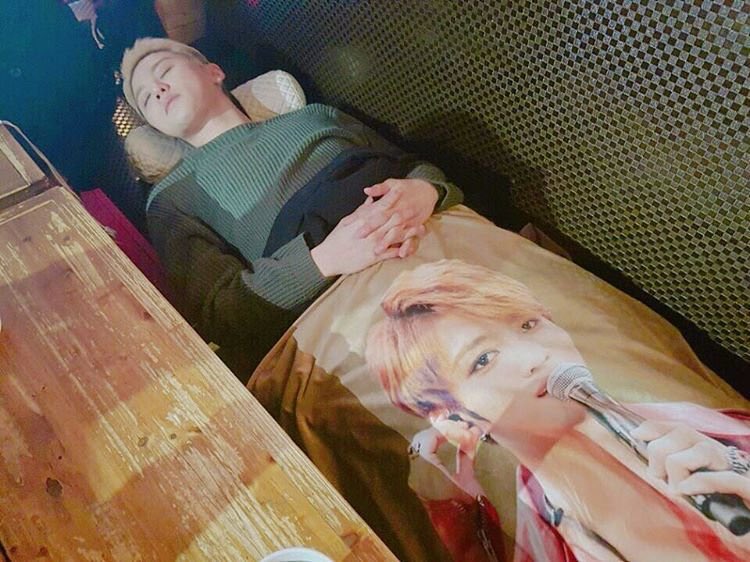 Reico_93's tweet photo. JXからしか取れない栄養があるんだよなー🥹

#JX_HugandLove 
#ジェジュン　
#ジュンス https://t.co/gTYIYjseZR