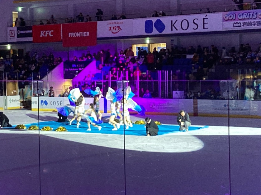 今日のワタクシ：アイスホッケー＠新横浜
アジアアイスホッケーリーグ
横浜GRITS vs. HLアニャン(韓国)
の試合を観に来ました
※チアリーディング目当てでは決して・・ちょっとだけある(笑)
#横浜GRITS #TOPAZ #アイスホッケーリーグ #新横浜アイススケートセンター