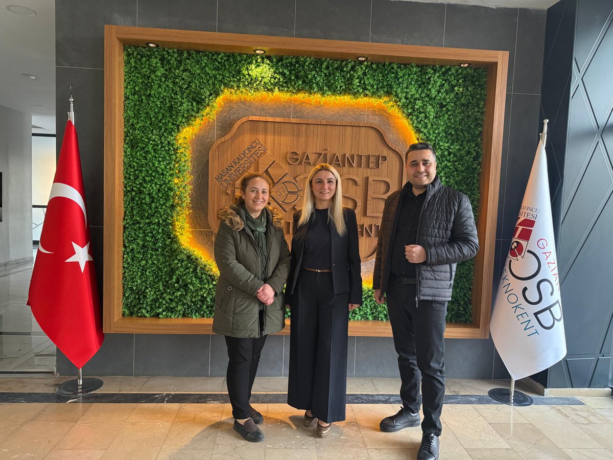 Gaziantep Organize Sanayi Bölgesi Müdürlüğü (GAOSB) Muhasebe Birimi’nden Sayın Yeliz Şaman ve Sayın Saygın Avcı, HKÜ OSB Teknokent’i ziyaret etti.

Kendilerine HKÜ OSB Teknokent’e gerçekleştirdikleri nazik ziyaretleri için teşekkür ederiz.

#GAOSB #OSBGaziantep #OSBTeknokent