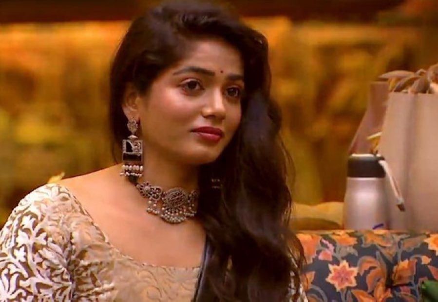 SriniMama1's tweet photo. #viyana post on #Kamrudhin #Sandra &amp; #VJParvathy issue!

#BiggBoss9Tamil #BiggBossTamil9 https://t.co/hn6XtW7DxX