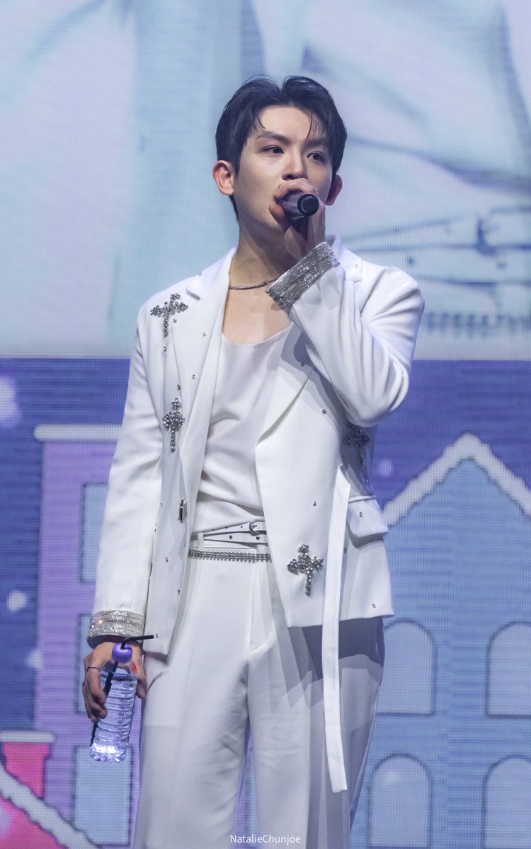 Nat_Chunji's tweet image. 2025 TEEN TOP WE GONNA ROCK IT DROP IT TOP IT HEY DON'T STOP IT POP IT X 2 LIVE ENCORE in SEOUL

왕자님들이 인가요?
💜💜